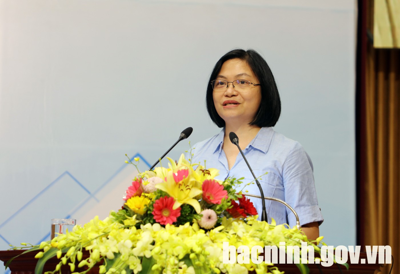 Bà Đỗ Thanh Huyền, chuyên gia phân tích Chỉ số PAPI của Chương trình UNDP phát biểu tại Hội thảo.