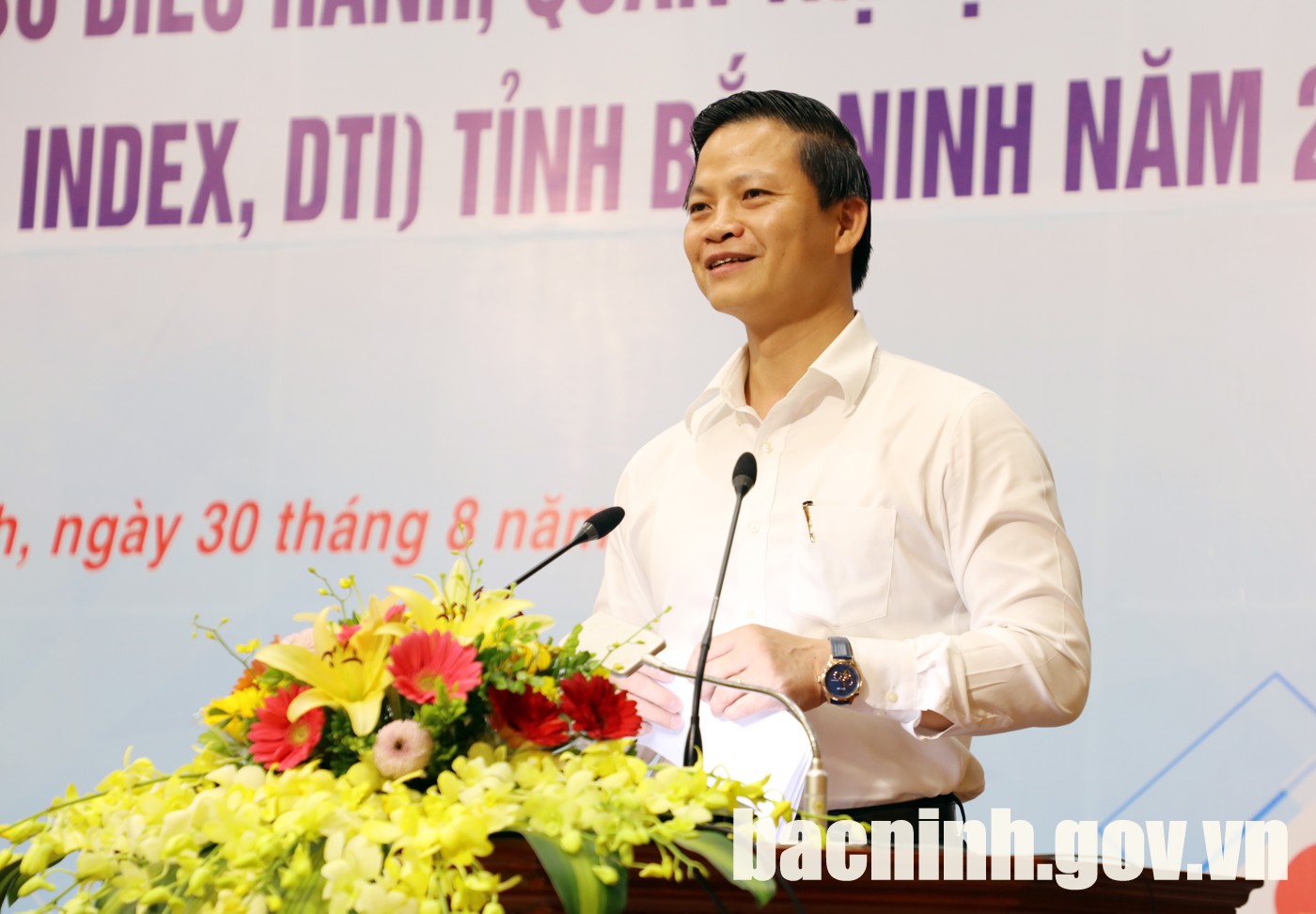 Phó Chủ tịch Thường trực UBND tỉnh Vương Quốc Tuấn phát biểu kết luận Hội thảo.