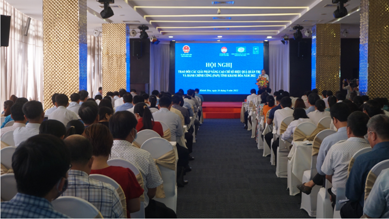 Toàn cảnh Hội nghị trao đổi giải pháp nâng cao Chỉ số Hiệu quả quản trị và Hành chính công cấp tỉnh (PAPI) tỉnh Khánh Hòa năm 2022 